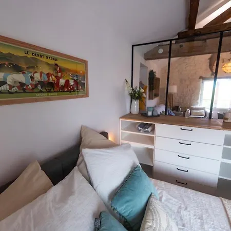 Apartment Design - Proche
